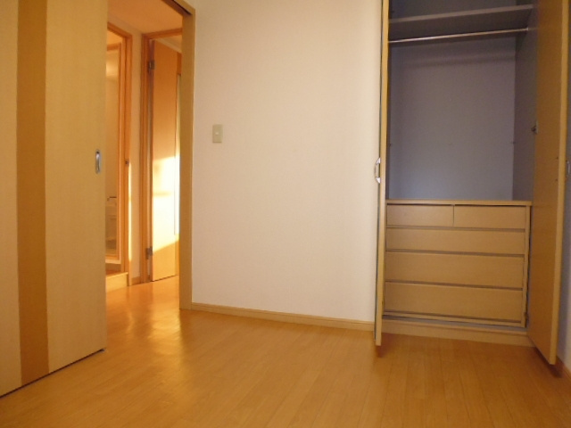 ヴィーブライトの寝室|洋室