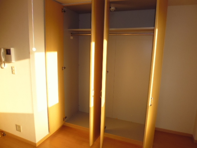 ヴィーブライトの収納|クローゼット