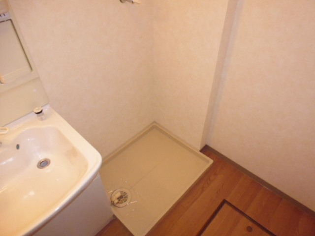 さくらガーデンのその他|洗濯機置場