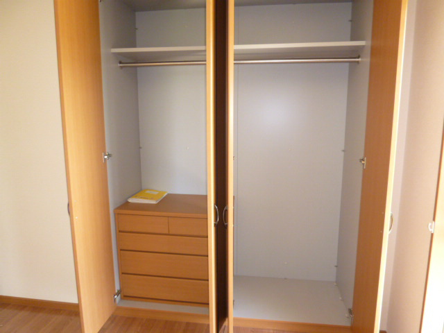 ブルトゥムの収納|クローゼット