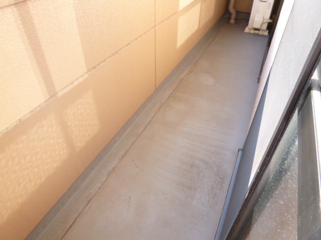 ブルトゥムのバルコニー