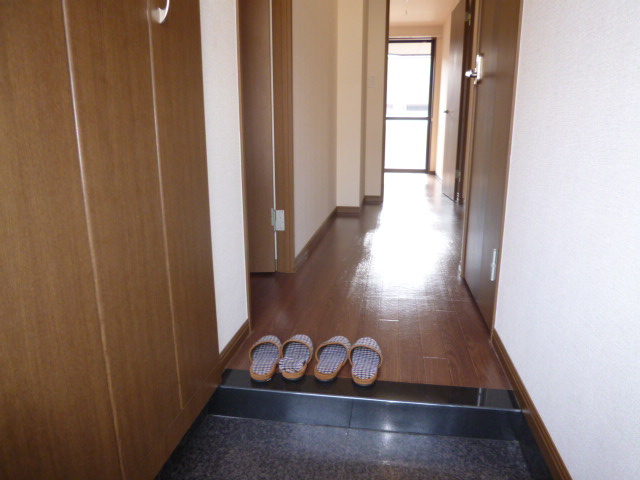 アルファの玄関