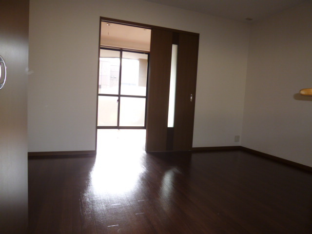 アルファの居間・リビング