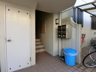 【エントランス】 | ルミエール梅北マンション