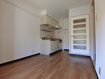 【居間・リビング】 | ルミエール梅北マンション