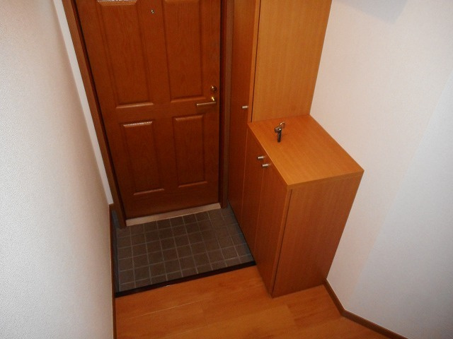 ブリーズハウスBの玄関