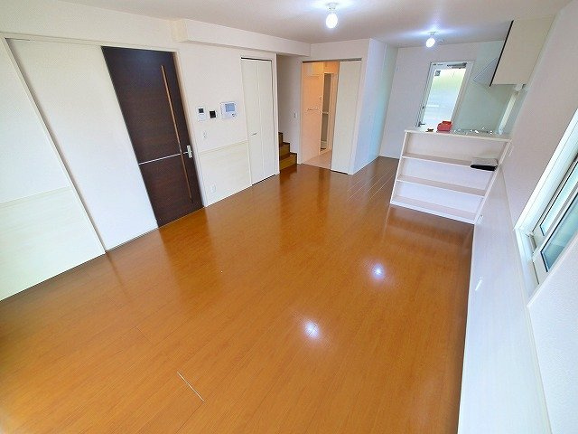 アウスレーゼ　Ａ棟の居間・リビング|おしゃれなリビングです