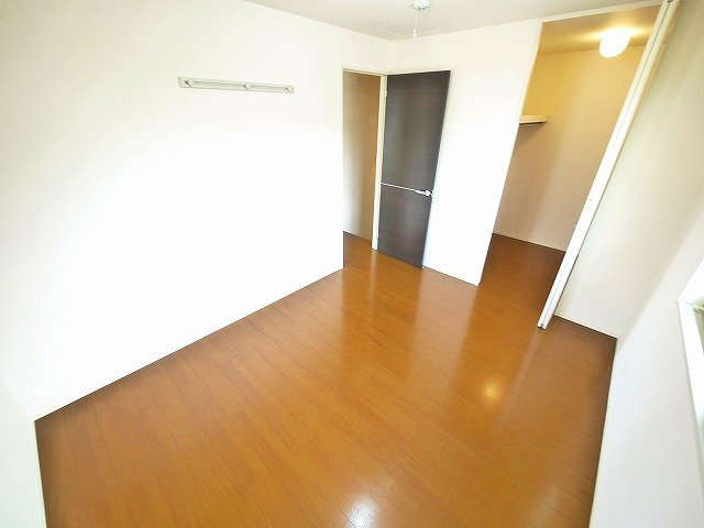 アウスレーゼ　Ａ棟の洋室|スタンダードな洋室です