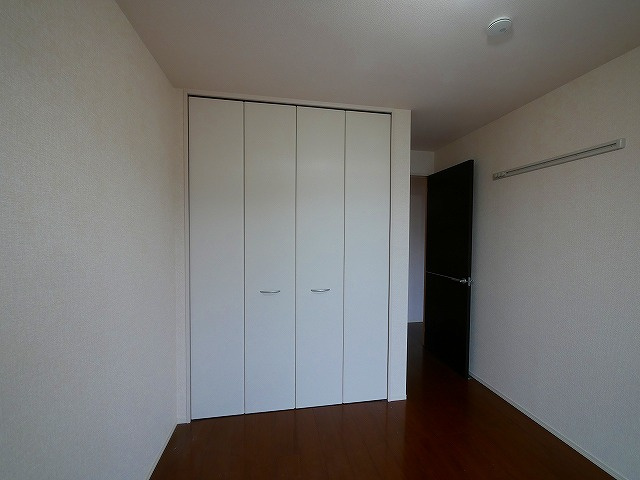 アウスレーゼ　Ａ棟の洋室|子供部屋としても使い勝手の良いお部屋です