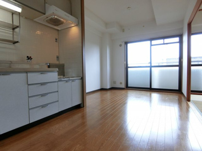 【内装】 | COTSWOLDS（コッツウォルド）