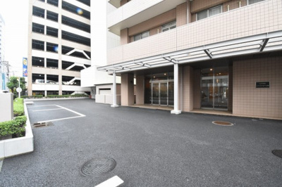 【エントランス】 | エクステ山下公園クレイドルタワー