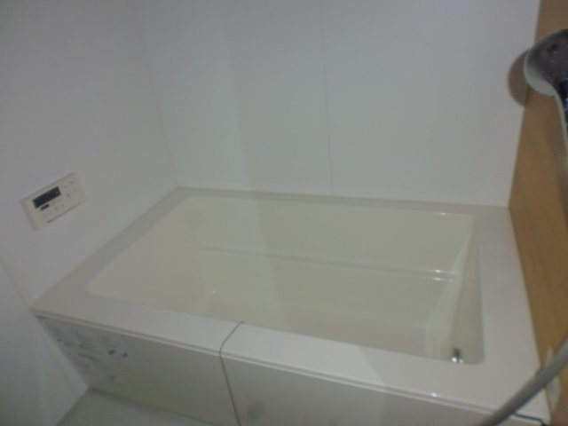 サンライズ亀甲Ⅲの浴室