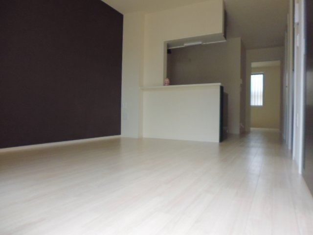 サンライズ亀甲Ⅲの居間・リビング|ダイニング