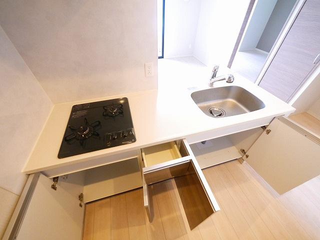 Dekalb（デカルブ）のキッチン|きれいなキッチンです