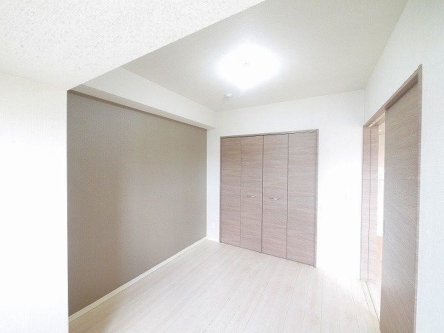 Dekalb（デカルブ）の寝室|使い勝手のいい寝室です