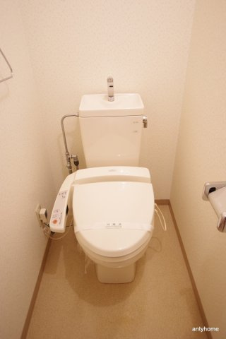 ヴェローノ新大阪南　仲介手数料無料のトイレ