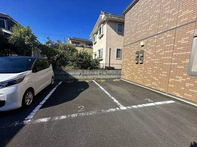 【駐車場】 | ヤマボウシ