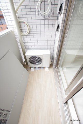 エスリード京橋グレイス　仲介手数料無料のバルコニー