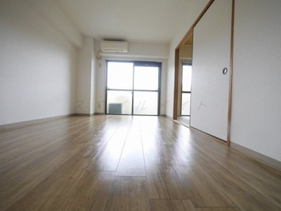  | リヴェールシェソワ