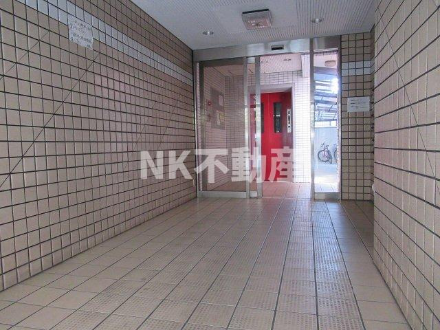 【エントランス】 | ラパンプラス（河内小阪賃貸） | 清潔なエントランスです