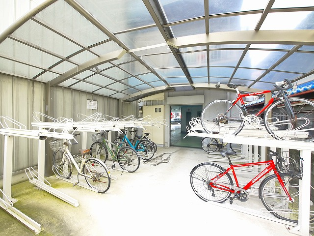 協栄ビル大宮（三条大路１丁目）のその他共用部分|自転車置き場