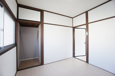 【洋室】 | 江田町一戸建