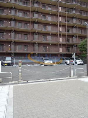 【駐車場】 | レック北梅田 | 駐車場です