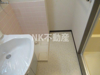 【洗面所】 | ドゥ・ミル・アン東大阪（荒本賃貸） | 使いやすい洗面所です