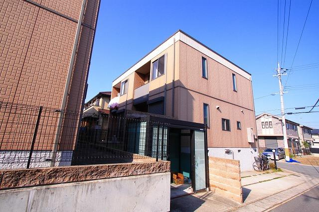 エトワール西大寺Bの外観