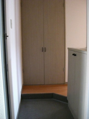 【玄関】 | メゾン那珂川