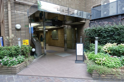 【エントランス】 | 朝日プラザ梅田 | オートロック付(土日のみ）