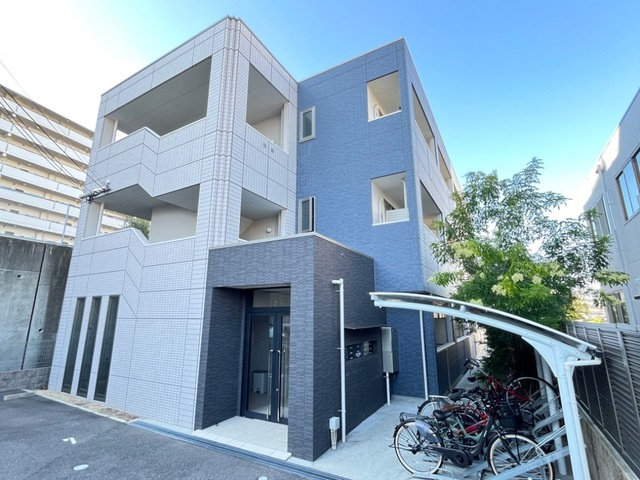 光明池レジーナの外観