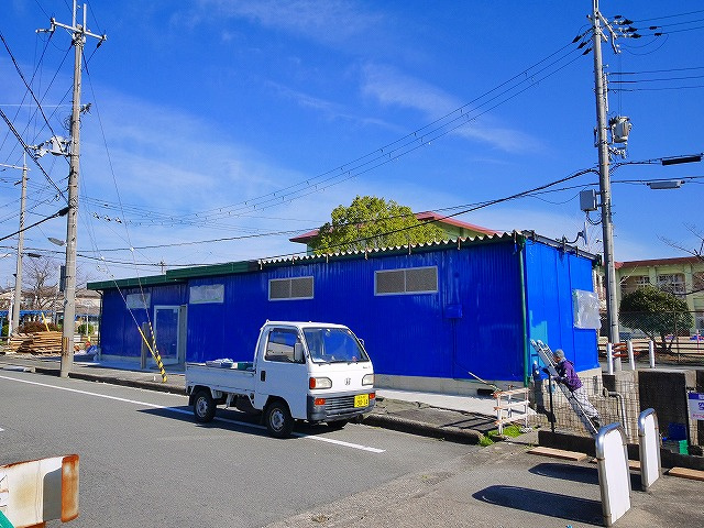 日吉家具事務所・店舗の外観