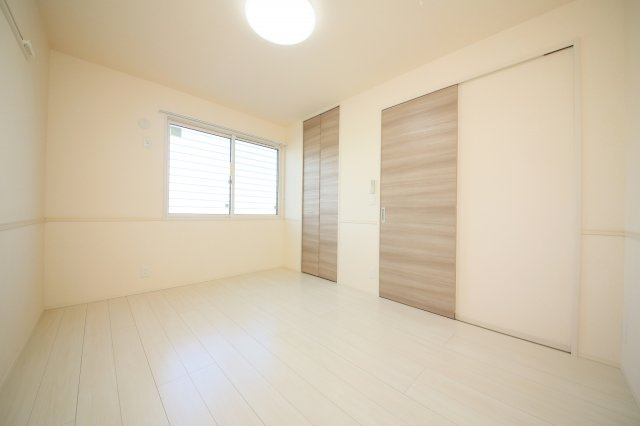 ルミエールASUKAの寝室