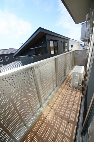 ルミエールASUKAのバルコニー