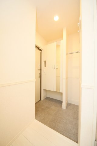 ルミエールASUKAの玄関