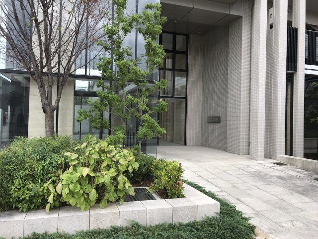 【エントランス】