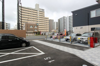 【その他共用部分】 | 敷地内駐車場