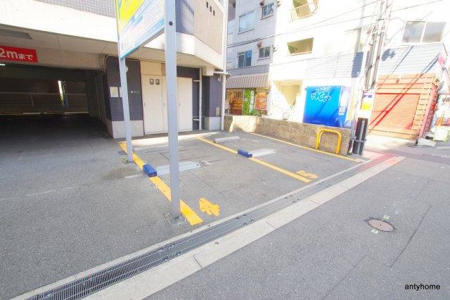 ティーズスクエア天神橋　仲介手数料無料の駐車場
