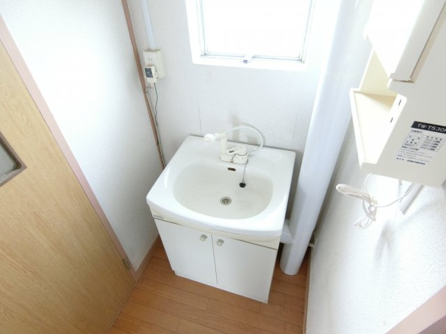 金剛第三住宅221棟の洗面所
