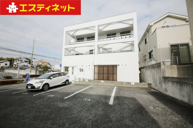 マンション杉の外観