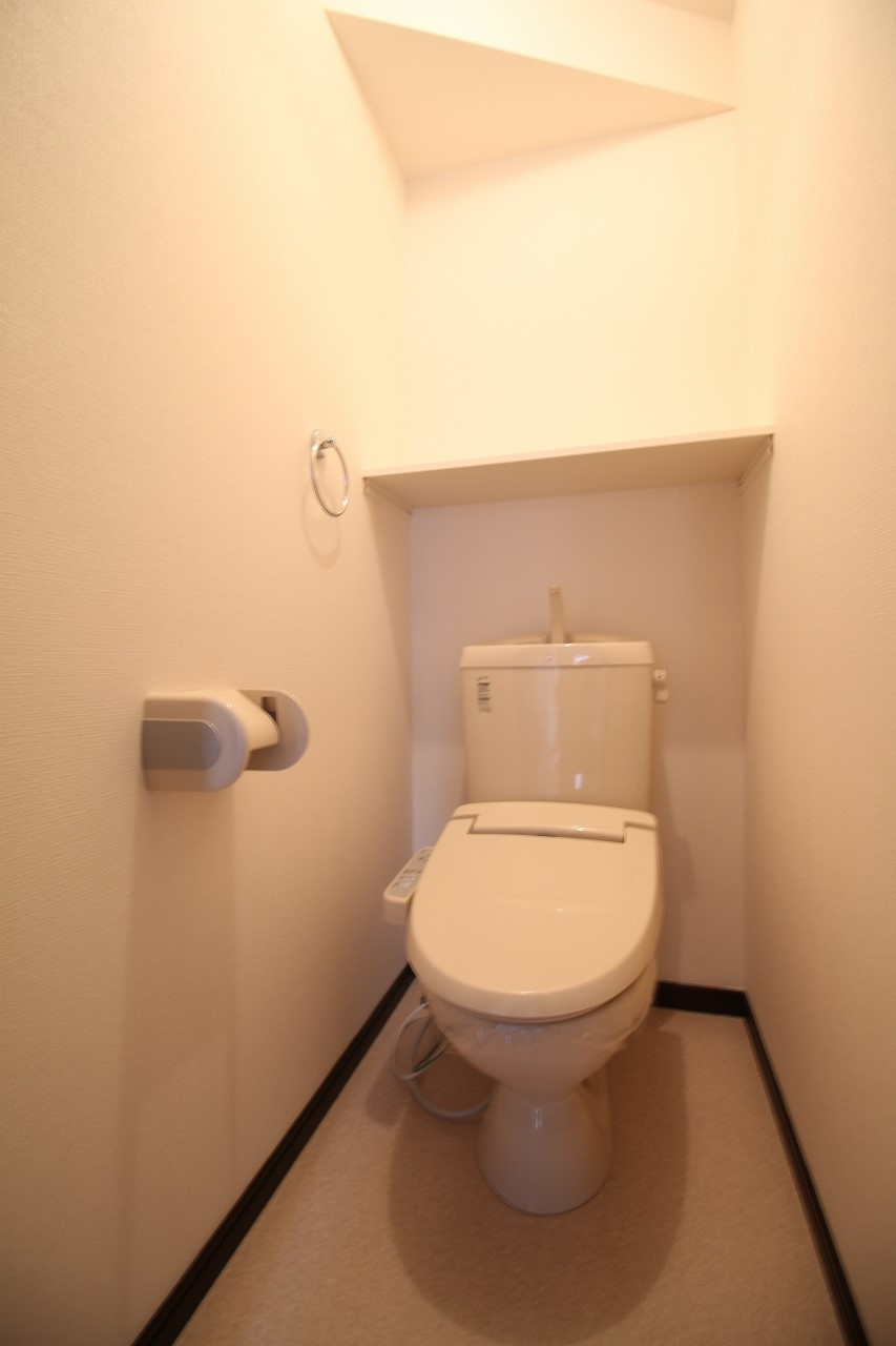 フラワーヒルズ　Aのトイレ|ゆったりとした空間のトイレです