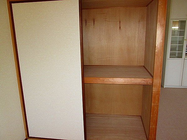 グリーンノート青谷の収納