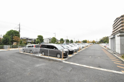 【駐車場】 | フォレストパーク四季彩の丘G棟