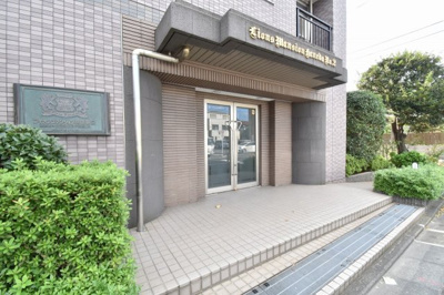 【エントランス】 | ライオンズマンション羽田第2 | 京浜急行空港線「天空橋」駅徒歩6分・「六穴稲荷」駅徒歩8分、東京モノレール「天空橋」駅徒歩6分