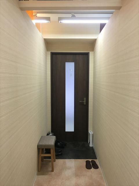 ネオハイツ大名の玄関|ネオハイツ大名 A