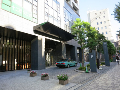 【エントランス】 | コンシェリア西新宿TOWER'S WEST