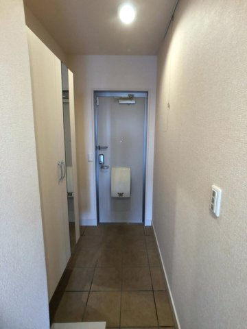 コンフォート大伴 の玄関