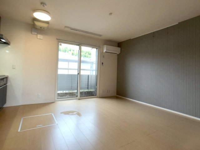 コンフォート大伴 の居間・リビング