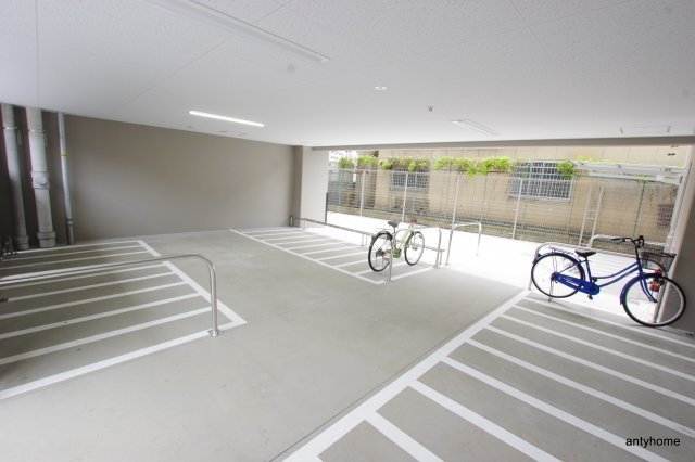 エスリード福島シティグランツ　仲介手数料無料の駐車場